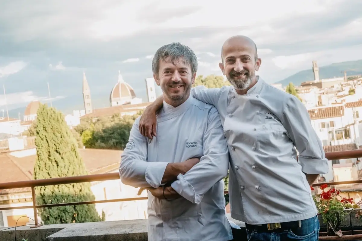 Senio Venturi del ristorante L&rsquo;Asinello di Castelnuovo Berardenga (Si) e Riccardo Agostini del ristorante Il Piastrino di Pennabilli (Rn) Sina Chefs&rsquo; Cup Contest, a Milano la sfida finale